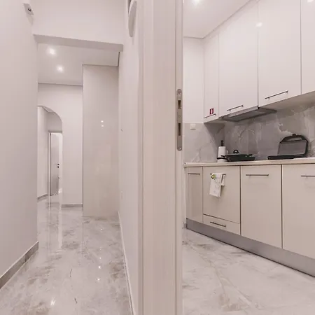 Appartement Kartell Luxury Center *